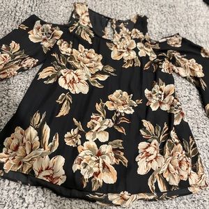 Cold Shoulder Floral Top